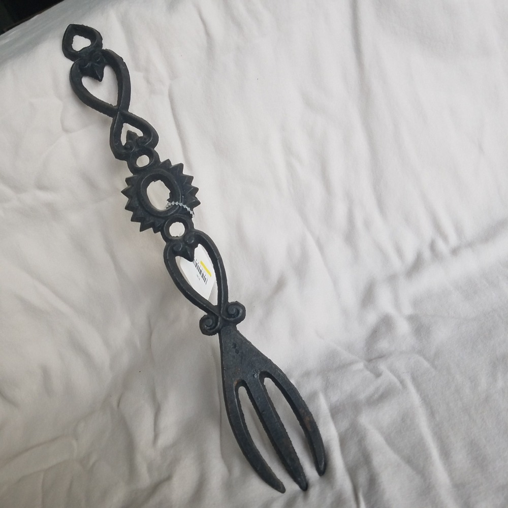 Rustic Metal Fork Wall Décor Farmhouse Kitchen Utensil Primitive Art cast iron